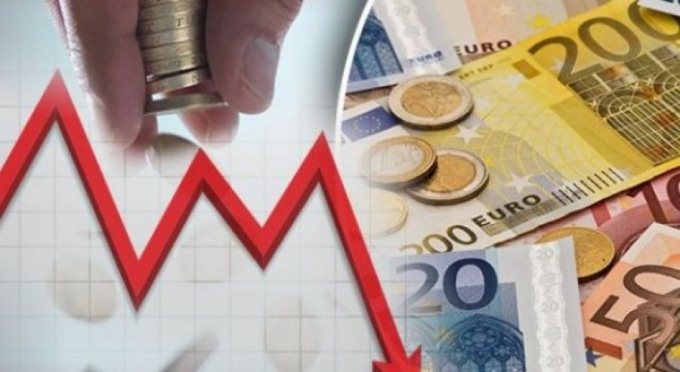 Euro ne nivel te ulet, ekspertet: Parate informale ne ndertim, faktor ndikues